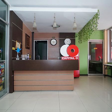 Capital O 2885 Hemra Hotel Balikpapan  Bagian luar foto
