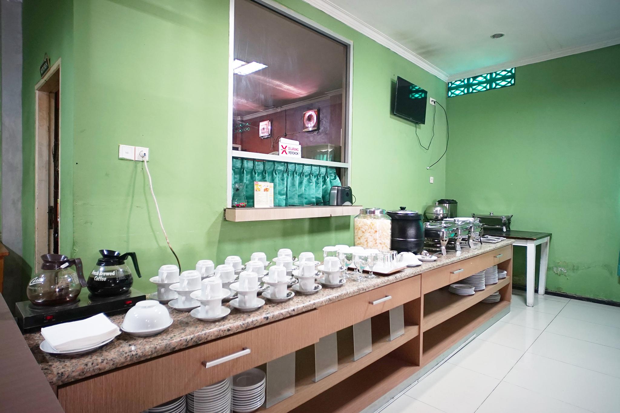 Capital O 2885 Hemra Hotel Balikpapan  Bagian luar foto